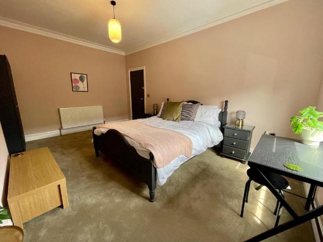 Room for rent in Chapeltown, West Yorkshire