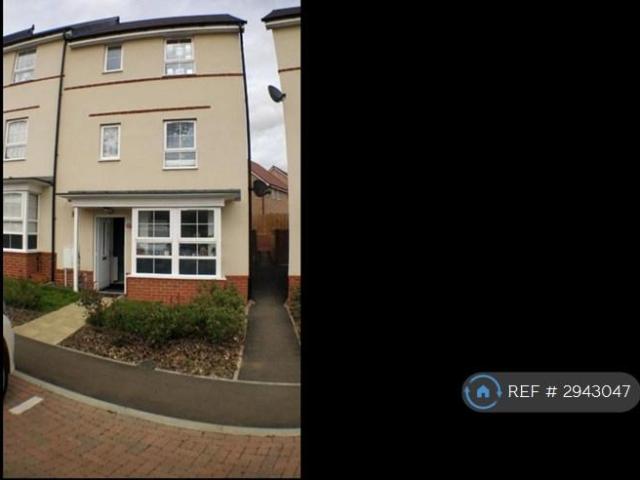 Room for rent in Maylands, Pouchen End
