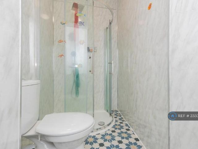 Room for rent in Heaton Norris, Greater Manchester