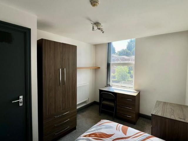 Room for rent in Stirchley, West Midlands