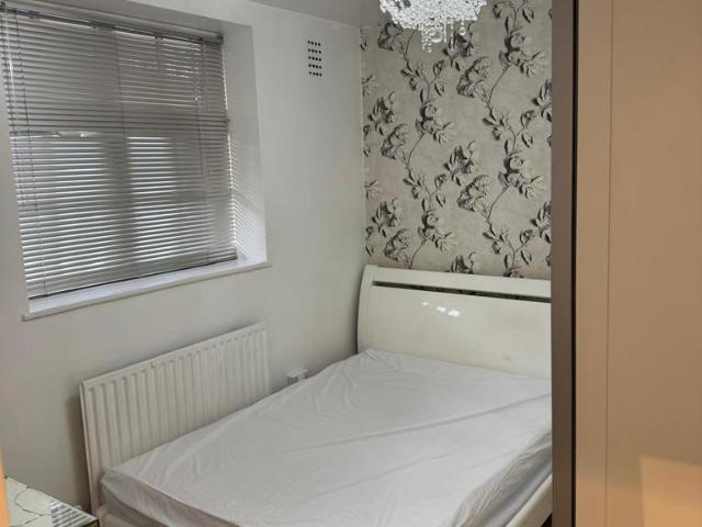 Room for rent in Bromley-by-Bow, Poplar Grove