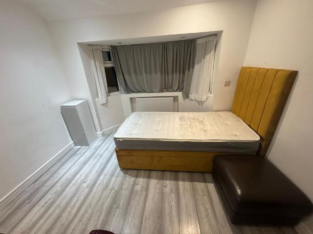 Room for rent in Georgia, Greater Manchester