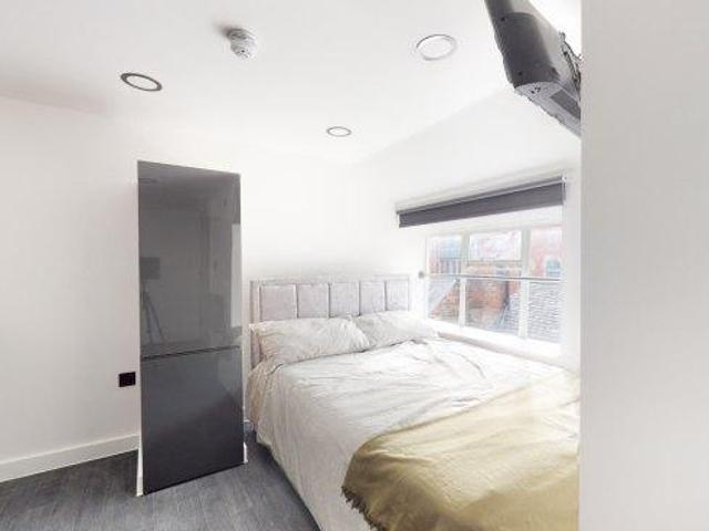 Room for rent in The Meadows, Haddon