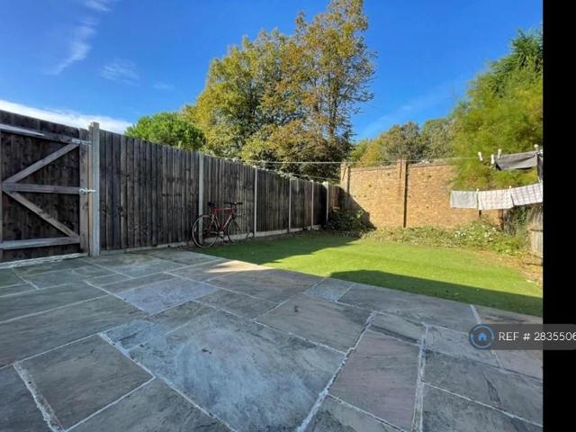 Room for rent in St Mary Cray, Isle Of Man