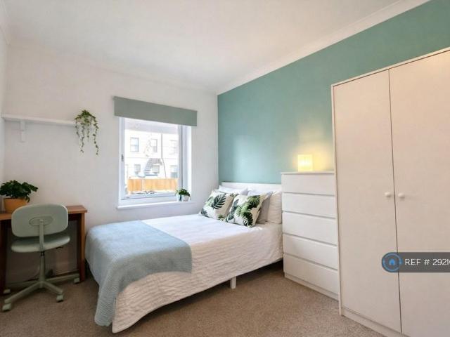 Room for rent in Falmouth, Cornwall