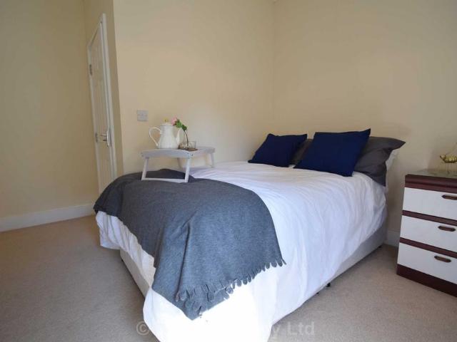 Room for rent in Alton Barnes, Essex
