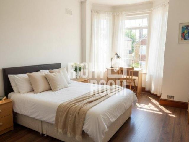 Room for rent in Charminster, Isle Of Man