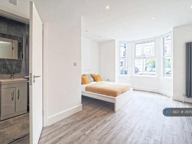 Room for rent in North Watford