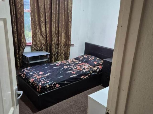 Room for rent in Manor Park, Isle Of Man