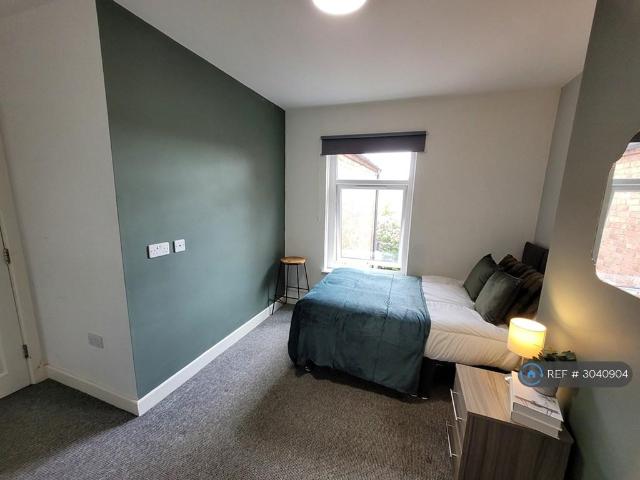 Room for rent in Horninglow, East Staffordshire