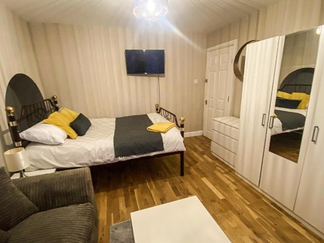Room for rent in Ickenham, Greater London
