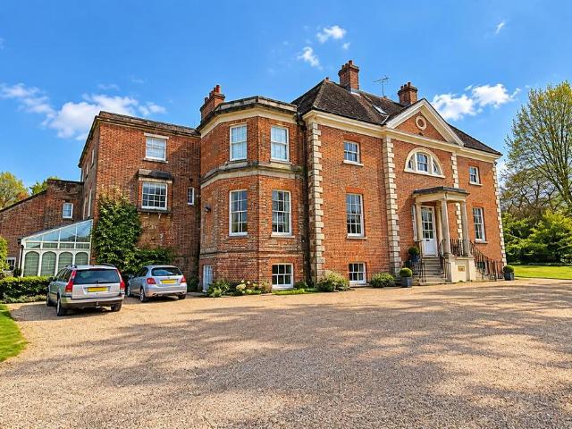 Flat for rent in Sturminster Marshall