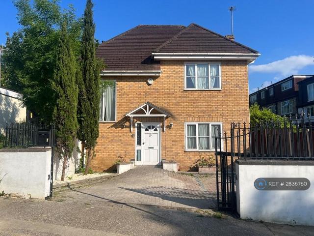 Room for rent in East Barnet, Greater London