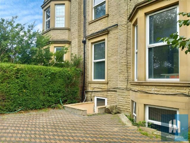 Room for rent in Highfields, Huddersfield
