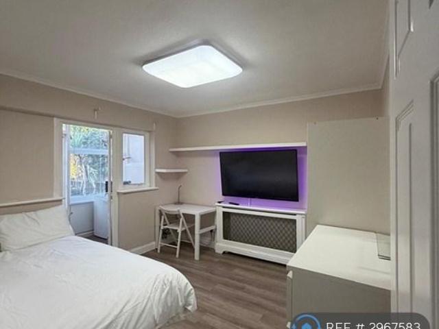 Room for rent in Greater London