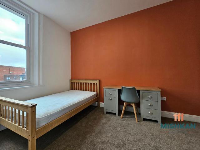 Room for rent in St Helens