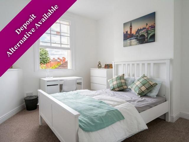 Room for rent in Kings Barton, Gloucester