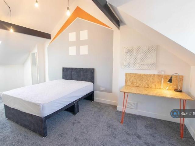 Room for rent in Attenborough, East Midlands