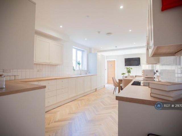 Room for rent in Tipner, City Of Portsmouth