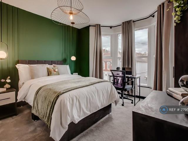 Room for rent in Castlefield, Cressex