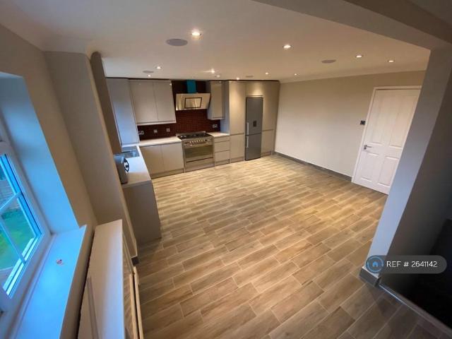 Room for rent in Spring Park, Luton