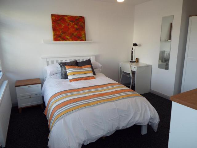Room for rent in Kings Farm, Hamerton