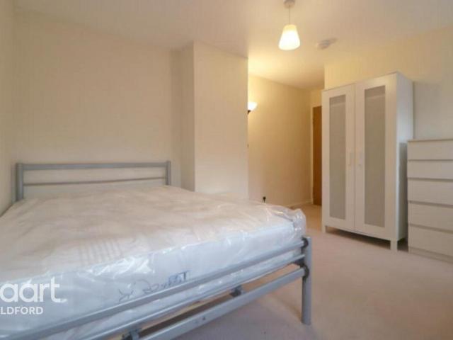Room for rent in Wood Street, Westborough