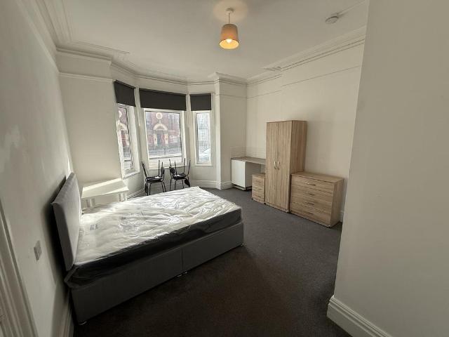 Room for rent in Hexthorpe, South Yorkshire