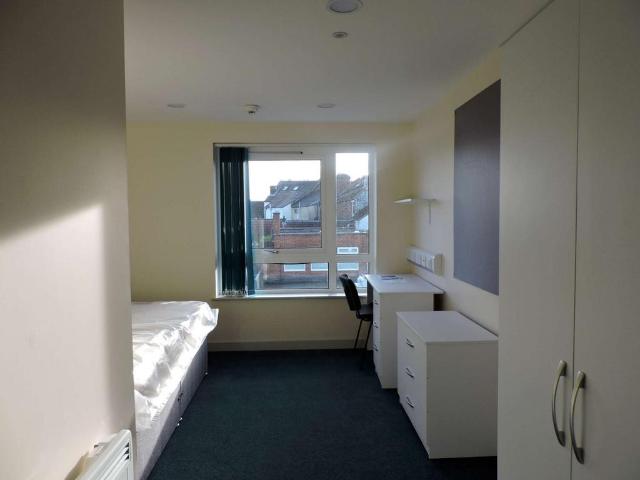 Room for rent in Fratton, City Of Portsmouth