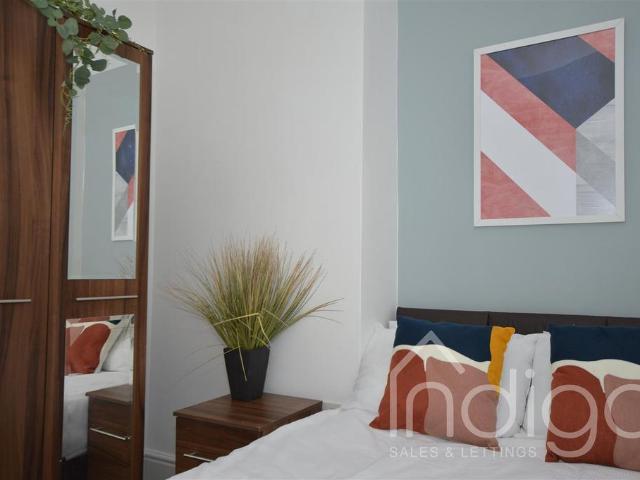Room for rent in The Brampton, Staffordshire