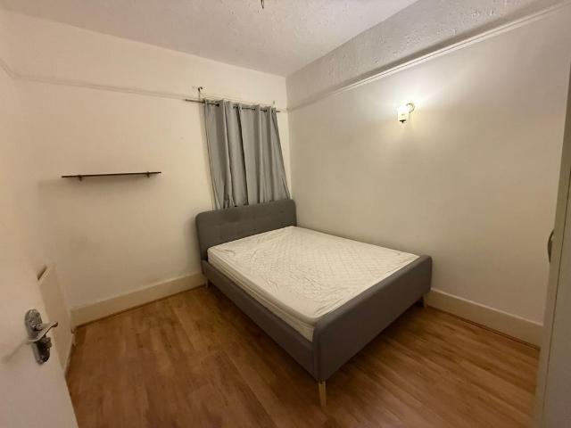 Room for rent in Upton Park, Greater London