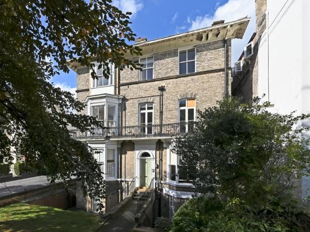 Room for rent in Scarcroft, York