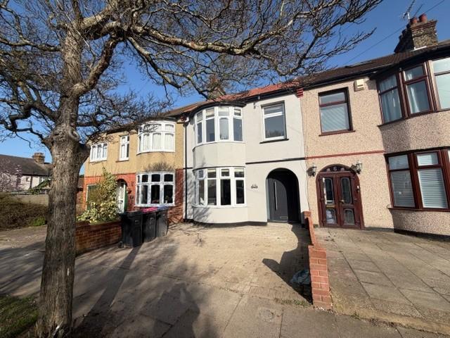 Flat for rent in Alton Barnes, Essex