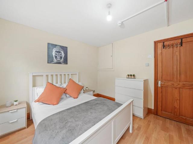 Room for rent in Maida Hill, West Kilburn