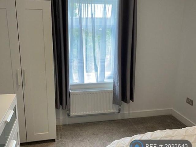 Room for rent in Vange, Essex