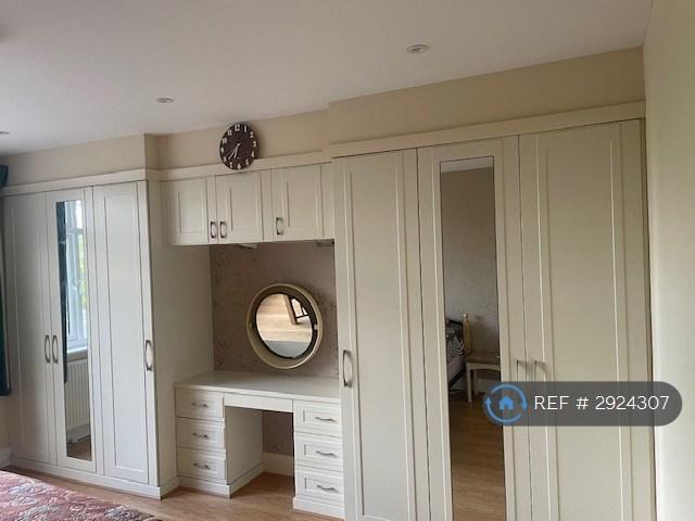 Room for rent in Barkingside, Greater London