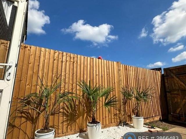 Room for rent in London Borough of Croydon, Greater London