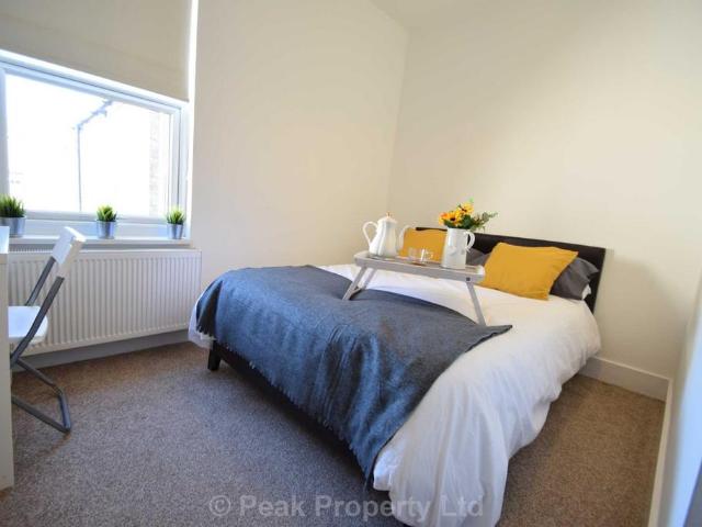 Room for rent in Southend City Centre Neighbourhood, Alton Barnes