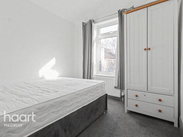Room for rent in Troy Town, Rochester