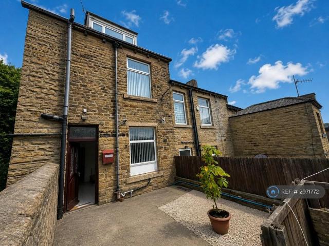 Room for rent in Wrose, West Yorkshire