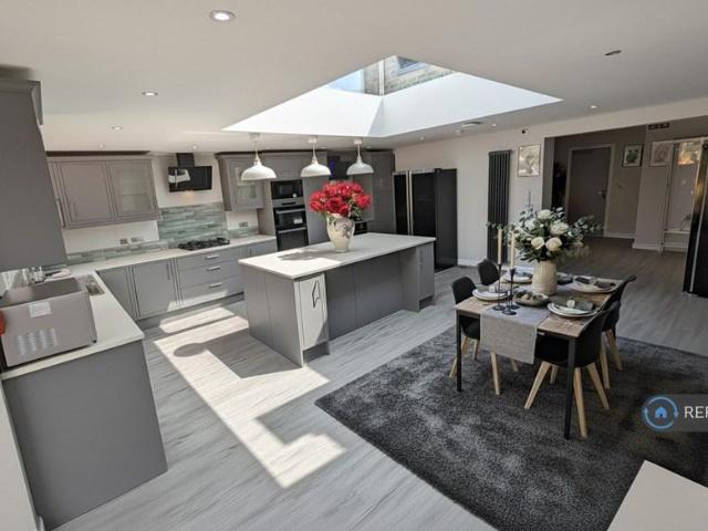 Room for rent in Ulverley Green, West Midlands