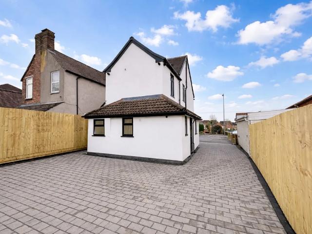 House for rent in Broomhill, Chadsmoor