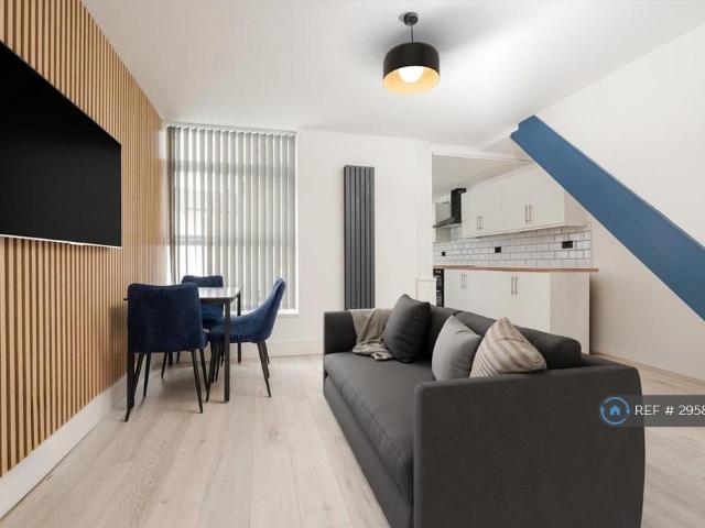 Room for rent in Egerton Park, Wirral