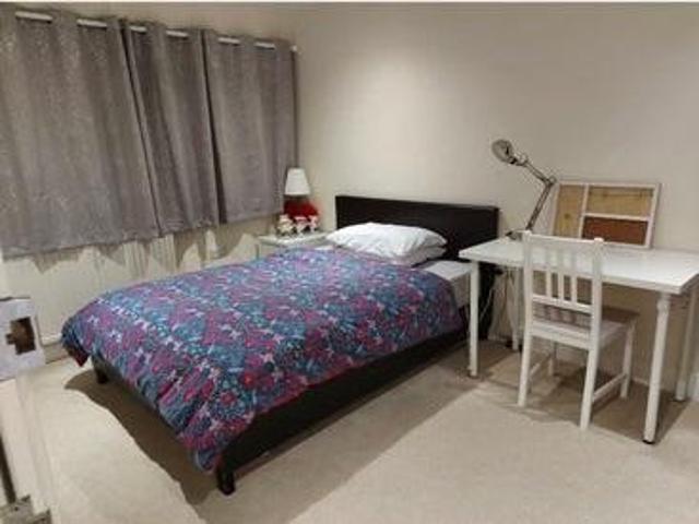 Room for rent in Camberwell, Greater London