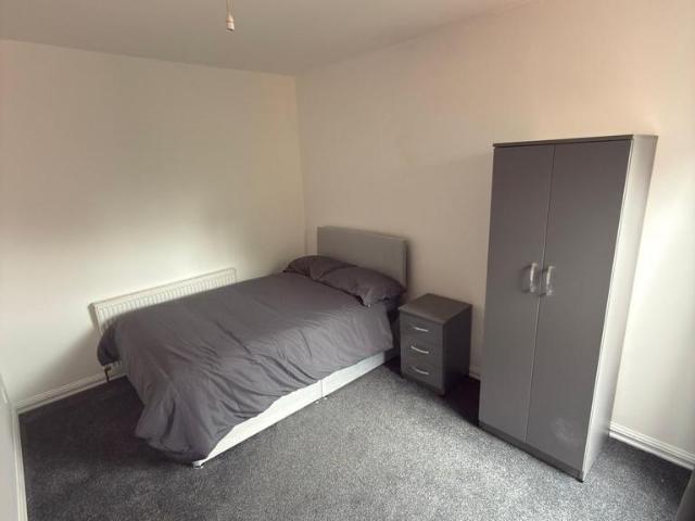 Room for rent in Harborne, West Midlands
