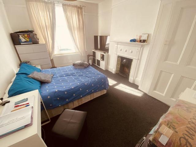 Room for rent in New Southgate, Isle Of Man