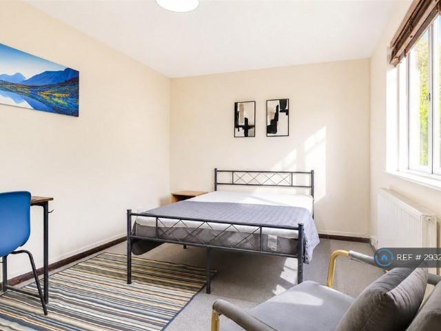 Room for rent in Barnwell, Arbury