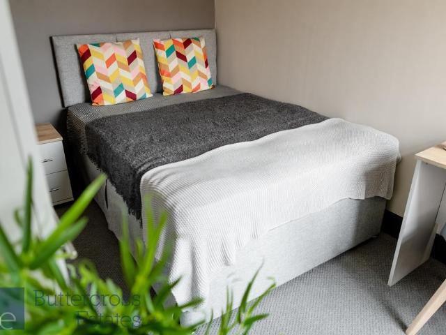 Room for rent in Alverton, East Midlands
