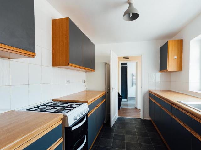 Room for rent in Avenues, Hull