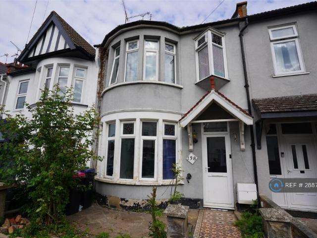 Room for rent in Alton Barnes, Essex
